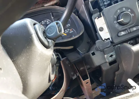 2004 Chevrolet Silverado 1500 Ls from USA, damaged, VIN 2GCEC19T441372080